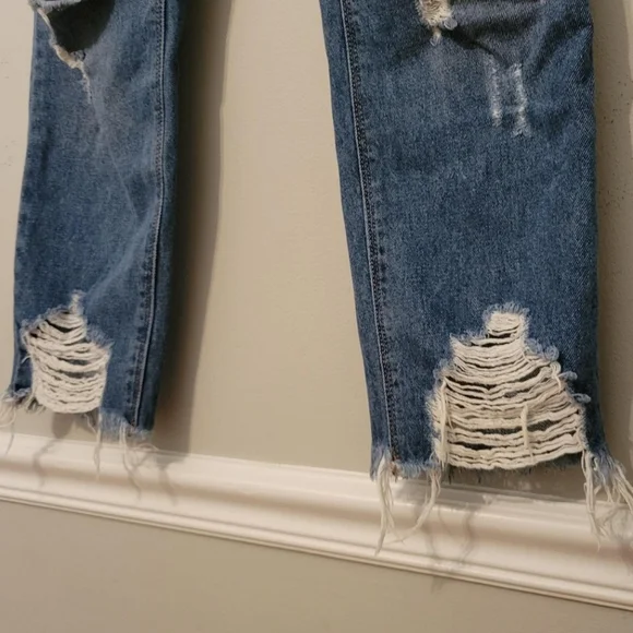 Cello Distressed Straight Leg Jeans - Picture 3 of 5